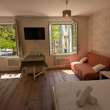 Studios Du Marche Au Bois Периго Экстерьер фото