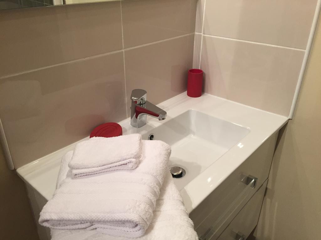 Studios Du Marche Au Bois Периго Номер фото